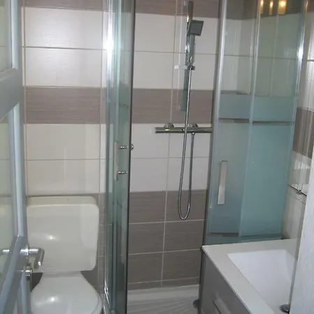Proche Des Thermes Apartment *